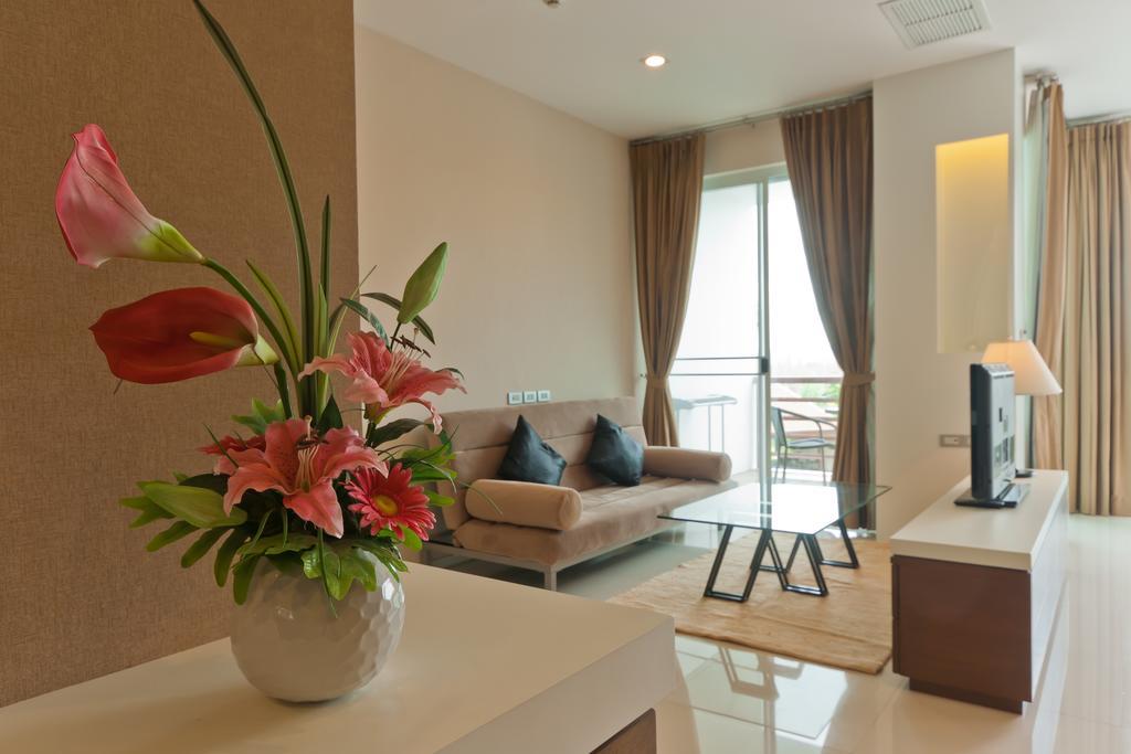 Tai-Pan Resort And Condominium Hua Hin Bagian luar foto