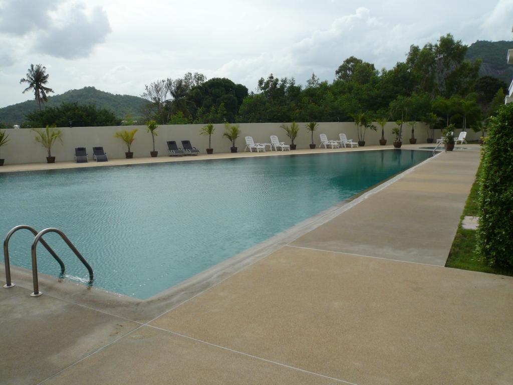 Tai-Pan Resort And Condominium Hua Hin Bagian luar foto