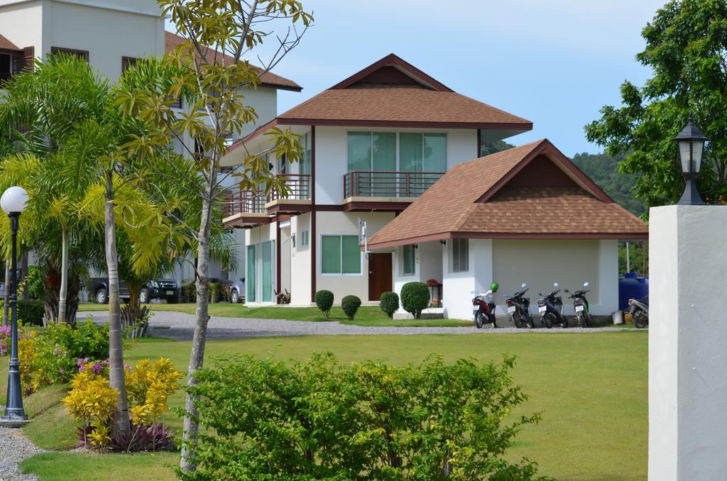 Tai-Pan Resort And Condominium Hua Hin Bagian luar foto