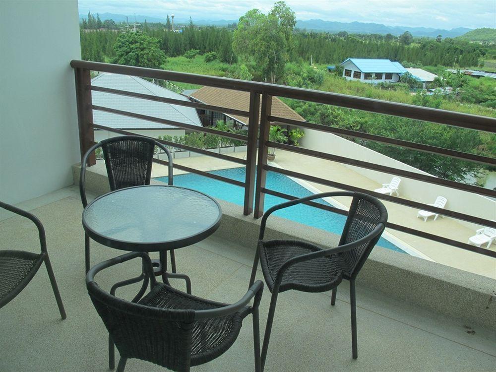 Tai-Pan Resort And Condominium Hua Hin Bagian luar foto